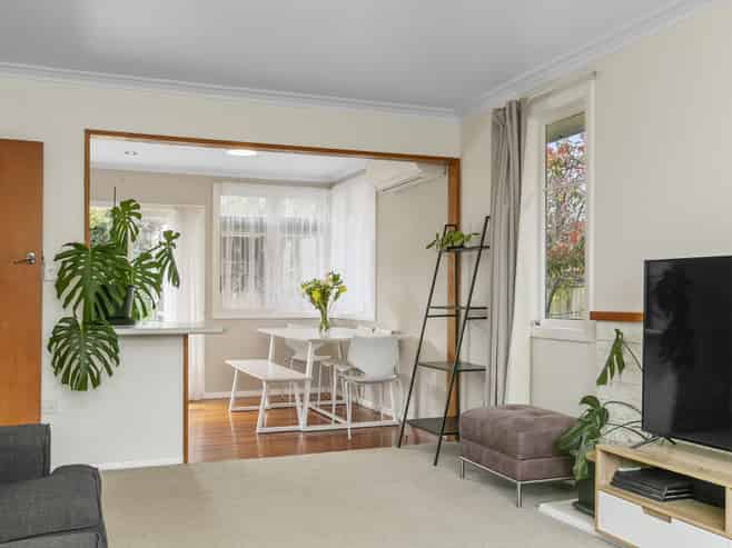 52 Mere Road, Taupo