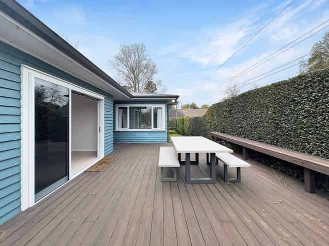36 Urlich Avenue, Glenview