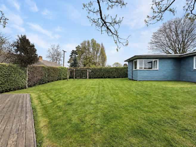 36 Urlich Avenue, Glenview