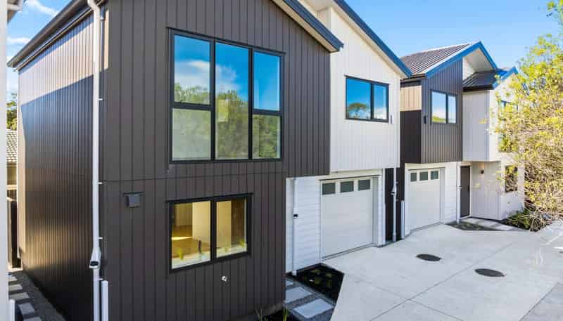 368C and 3 Bucklands Beach Road, Bucklands Beach
