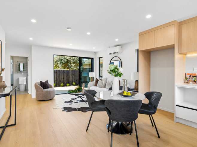 368C and 3 Bucklands Beach Road, Bucklands Beach
