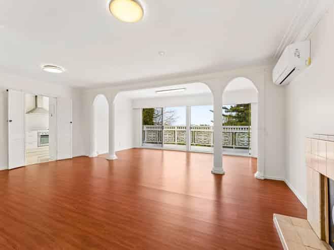 53 Pupuke Road, Birkenhead