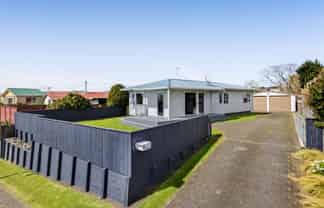 6 Camellia Avenue, Bell Block