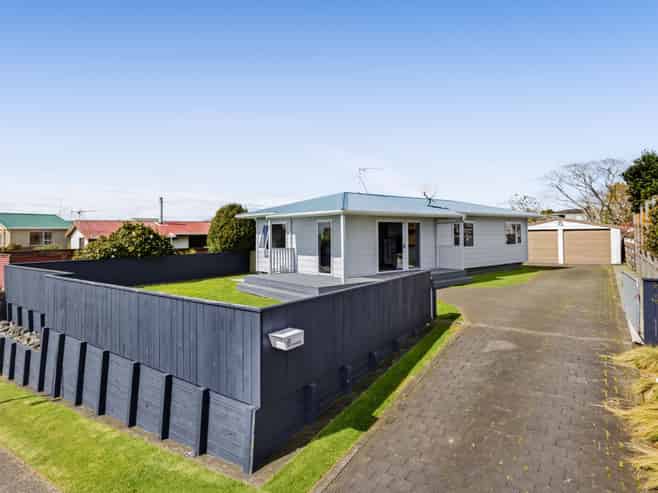 6 Camellia Avenue, Bell Block