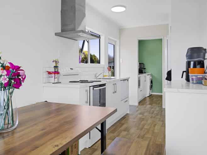 6 Camellia Avenue, Bell Block