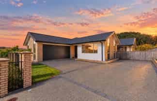 12 Foxham Terrace, Churton Park
