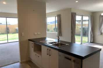 23 Eastfield Drive, Lincoln