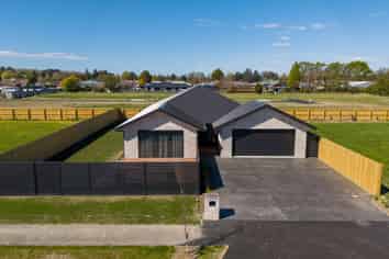 7 Carlisle Place, Tinwald