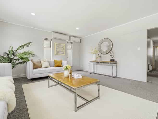 2/100 Aberdeen Road, Campbells Bay