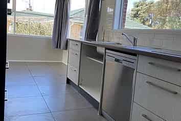 29 Myers Road, Manurewa East