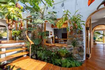 335 Patons Rock Road, Puramahoi