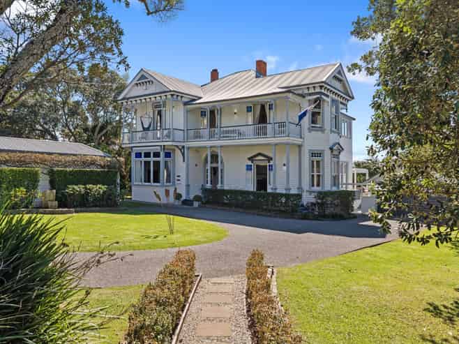 118 Calliope Road, Stanley Point