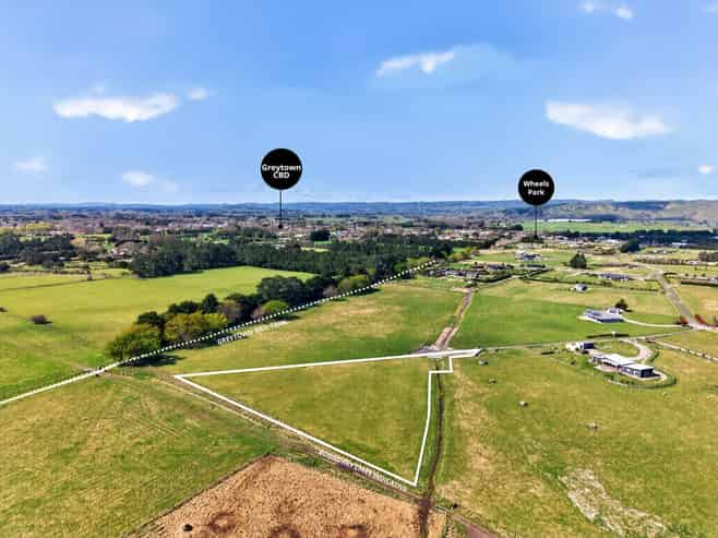 2 / 36A Spencer Lane, Greytown