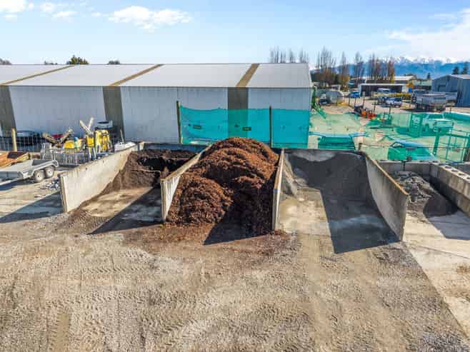 Established landscape supplies business