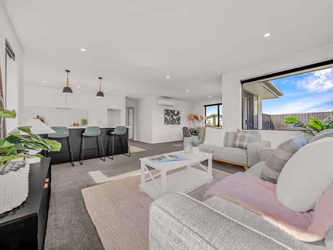 18 Wallis Drive, Cromwell