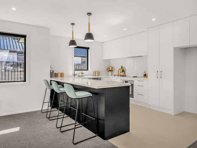 18 Wallis Drive, Cromwell