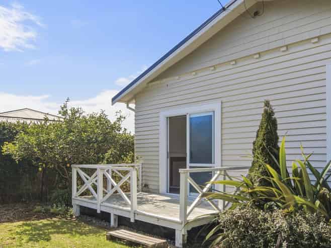 72 Broadway, Waitara