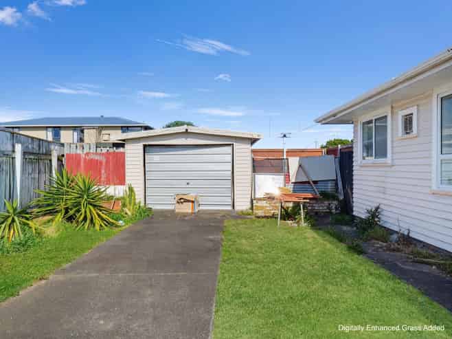 6 Poaka Place, Castlecliff