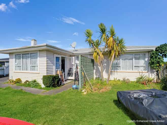 6 Poaka Place, Castlecliff