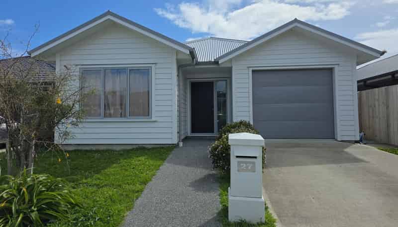 27 Kairaumati Cres, Kelson