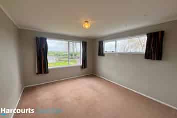 1612 State Highway 25, Ngatea