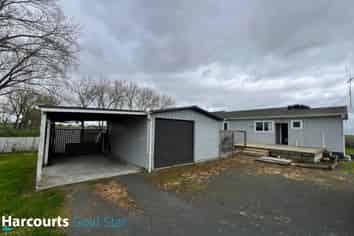 1612 State Highway 25, Ngatea