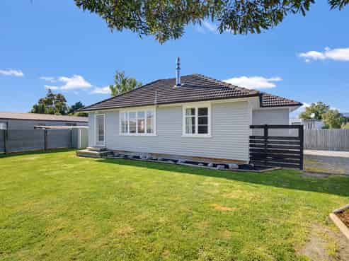 135 Rolleston Street, Rakaia