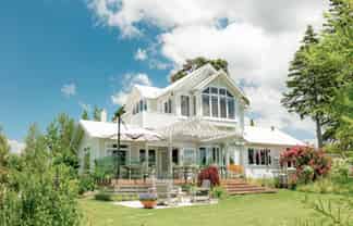 Te Koi The Lodge 133 Bronte Road East, Bronte