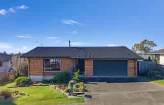 35 Domain Road, Waipawa