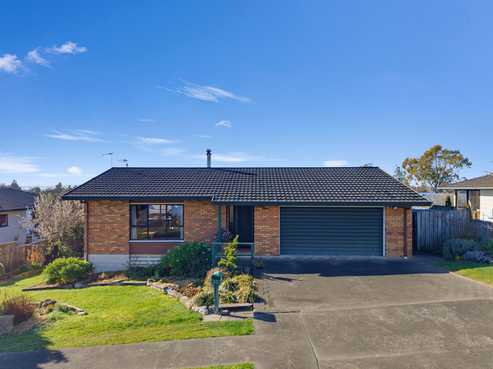 35 Domain Road, Waipawa