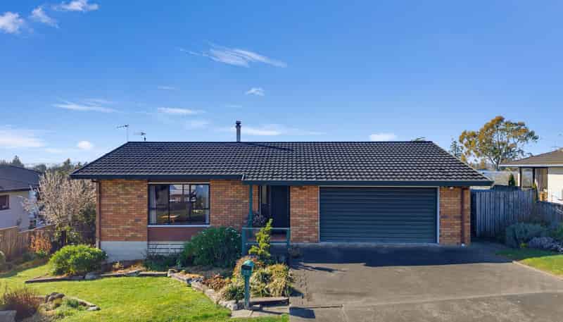 35 Domain Road, Waipawa