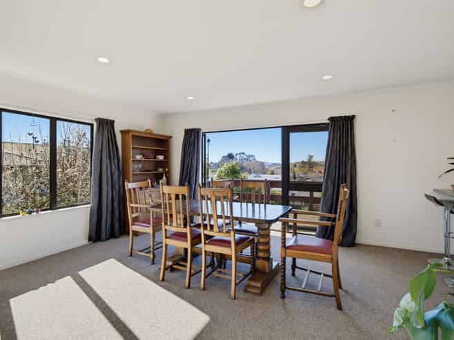 35 Domain Road, Waipawa