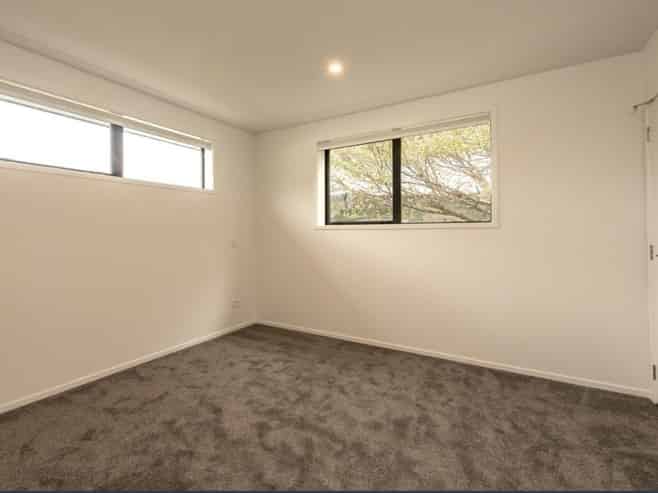 1/10 Biddle Crescent, Taita