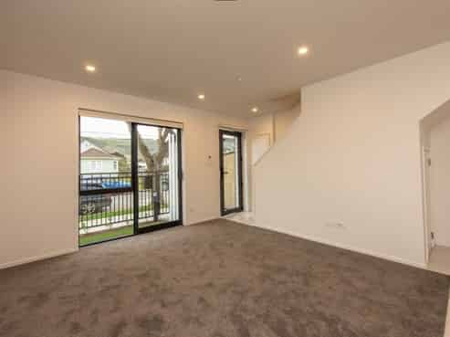 1/10 Biddle Crescent, Taita