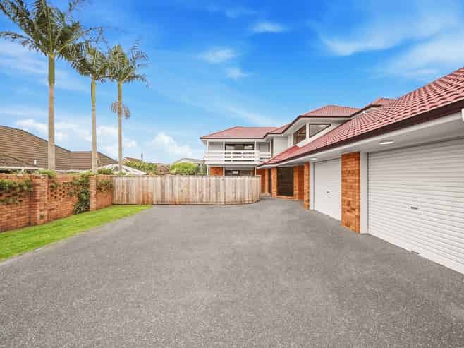 8 Monet Grove, West Harbour
