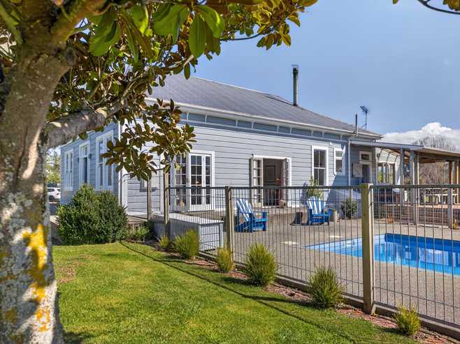 62A Cross Line, Greytown
