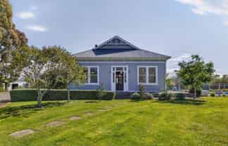 62A Cross Line, Greytown