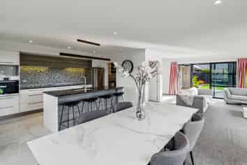 28 Iris Taylor Avenue, West Melton