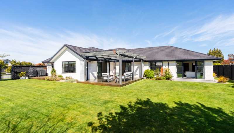 28 Iris Taylor Avenue, West Melton