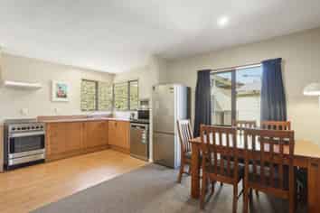 12 Oldham Place, Darfield