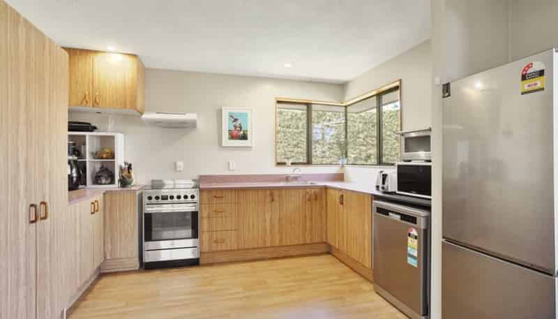 12 Oldham Place, Darfield