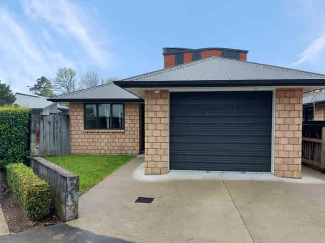 6B Tralee Place, Hillcrest