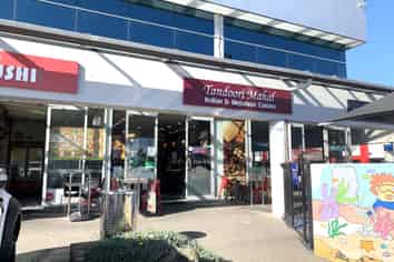 OUTSTANDING F&B OPPORTUNITY
