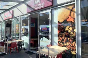 OUTSTANDING F&B OPPORTUNITY
