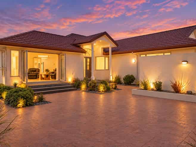 32 Kinder Street, Acacia Bay