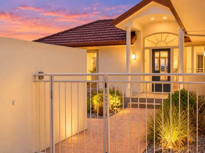 32 Kinder Street, Acacia Bay