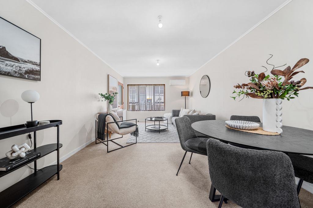 Easy Care, Handy Location - BEO $349,000 5