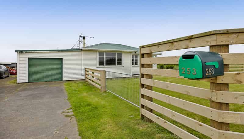 253 Mawhitiwhiti Road, Normanby