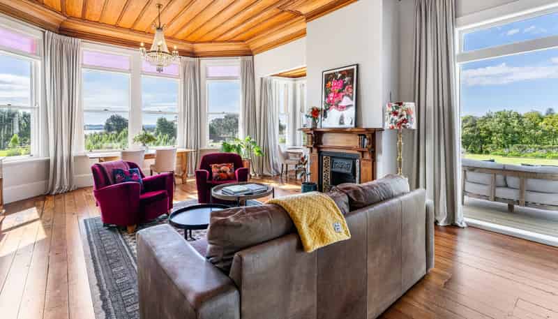 111 Wharf Road, Clarks Beach
