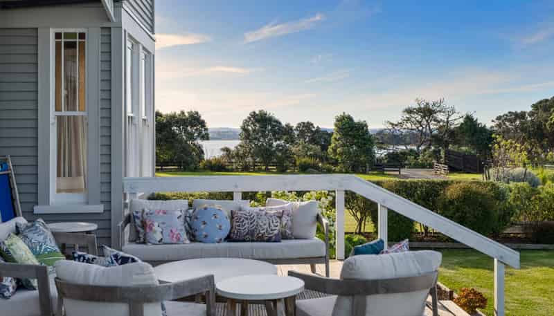 111 Wharf Road, Clarks Beach